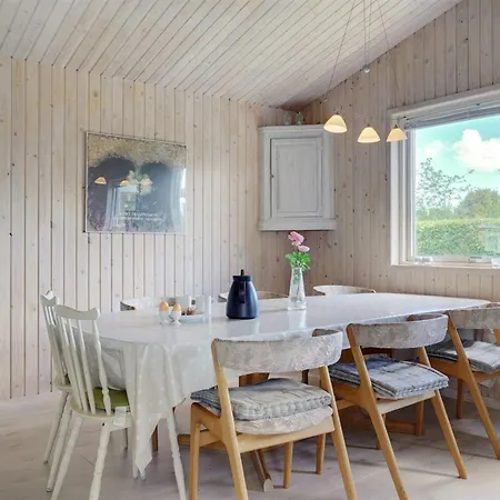 Mainart - 200m From The Sea By Interhome * Grenå